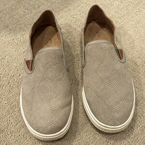Okukai collapsible heel casual shoes